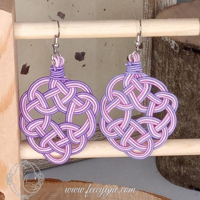 Boucles d'oreilles Mizuhiki à noeud Kesa