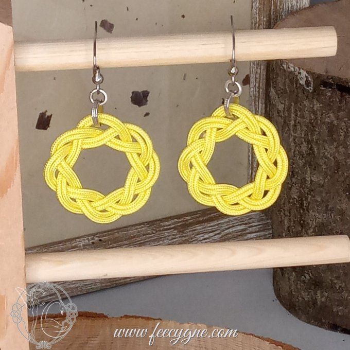 Boucles d'oreilles cercle en nylon tressé