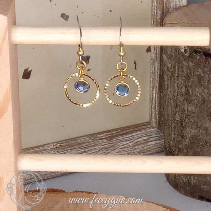 Boucles d'oreilles ornées d'un cristal Swarovski